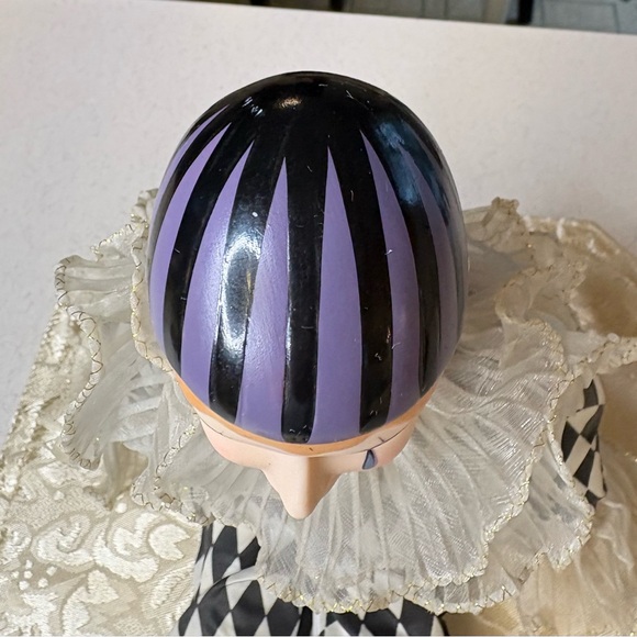 Collectible Porcelain Pierrot Or Jester Clown Doll, Hand Painted Face - Picture 7 of 11